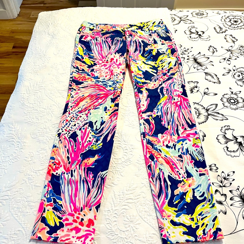 Lilly Pulitzer Seafood print  pants size 2